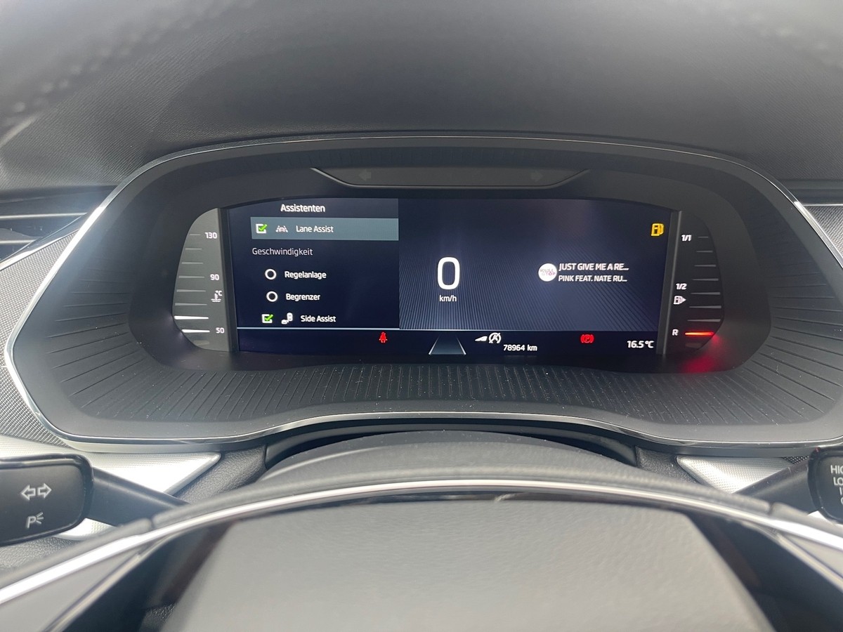 Skoda Octavia Combi 1.5 TSI ACT First Edt. Memory App Side-Assist