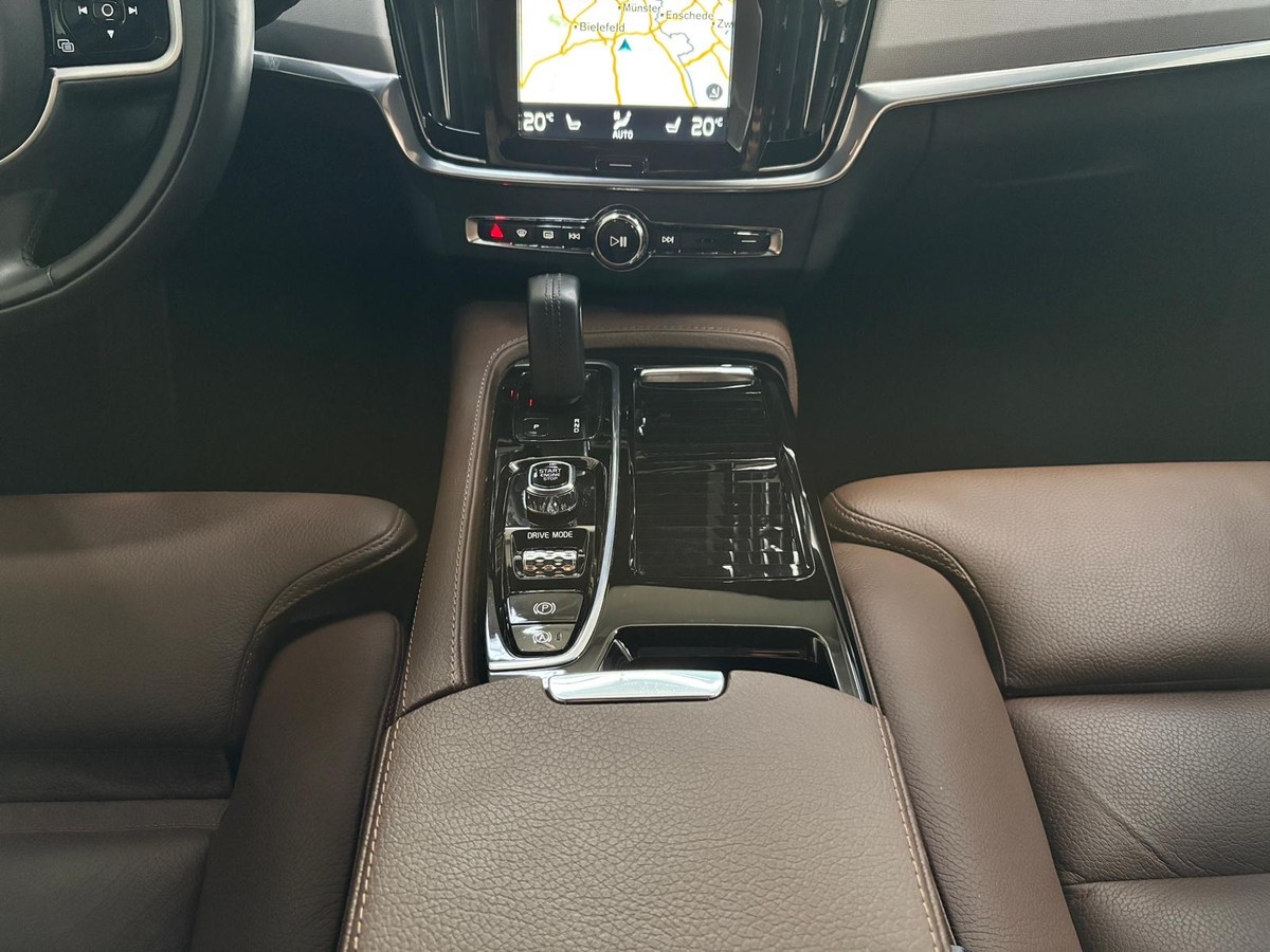 Volvo V90 T8 Recharge AWD RDesign LED ACC BLIS AHK H/K