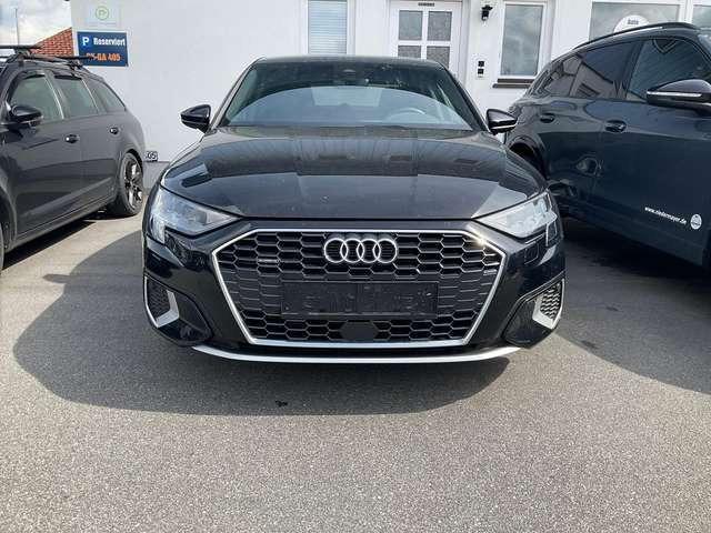 Audi A3 Limousine 40 TDI S-Tronic quattro advanced, Standh