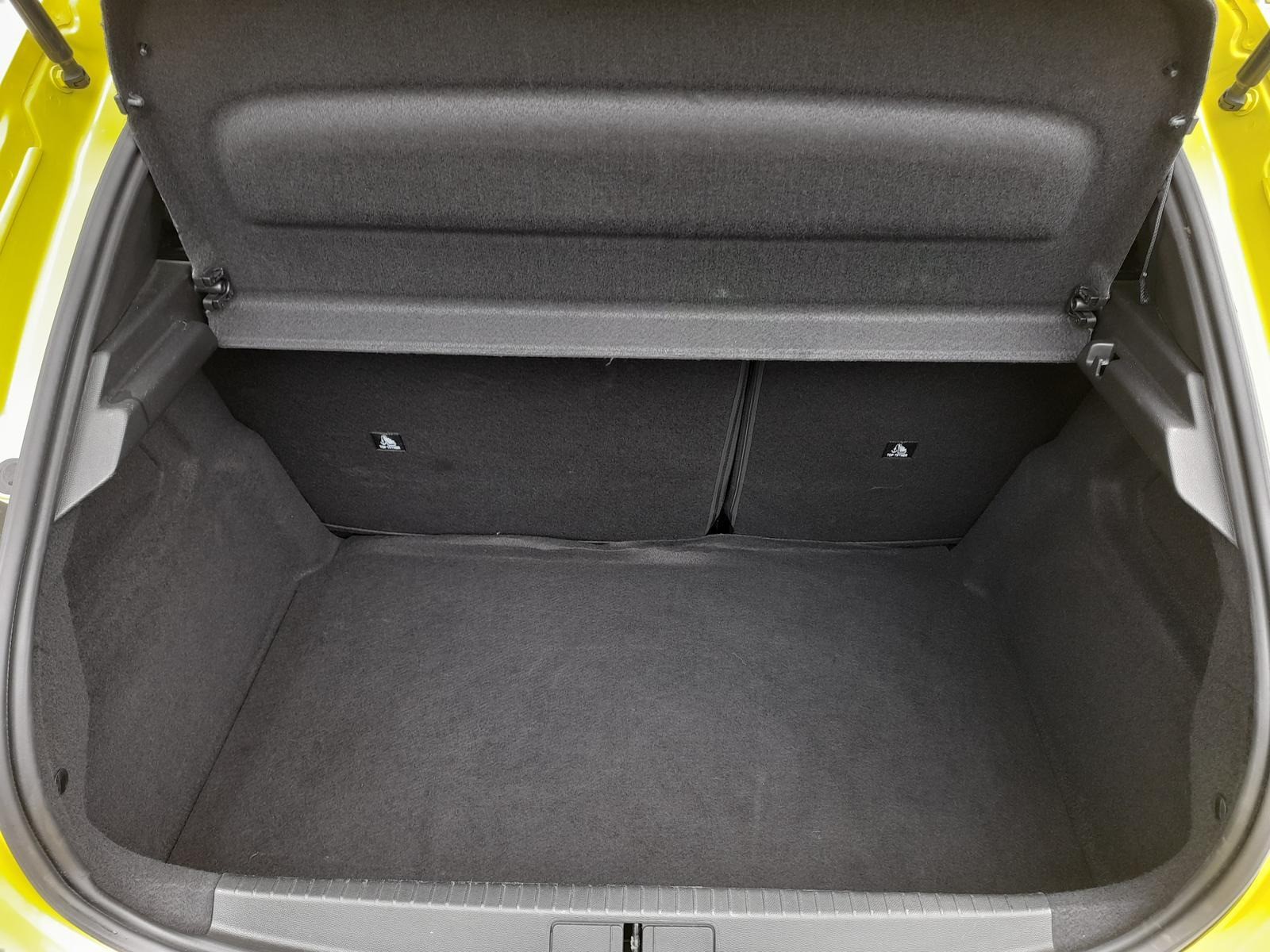 Peugeot 208 1.2 Allure NAVI/APP~2xPDC~ALU~LED~DAB~GRA~VC