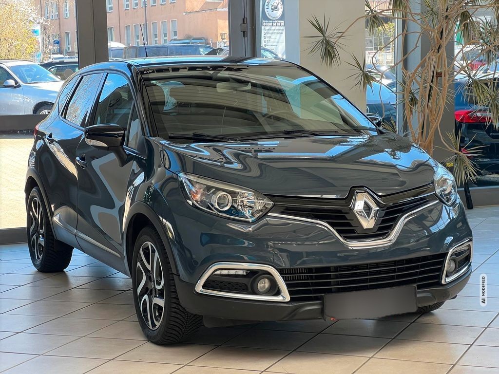 Renault Captur Luxe*NAVI*SHZ*AHK*1.HAND*nur29TKM* ALLWET