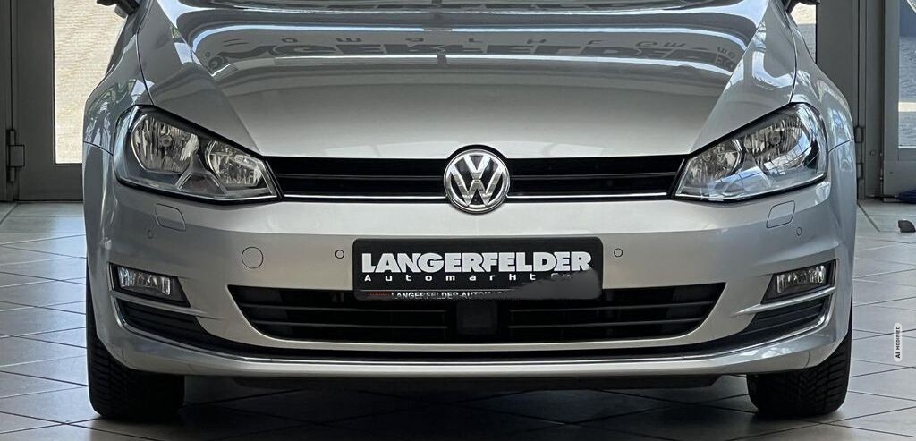 Volkswagen Golf VII Allstar*PANO*S+LHZ*KAMERA*TW*ALWETTER*