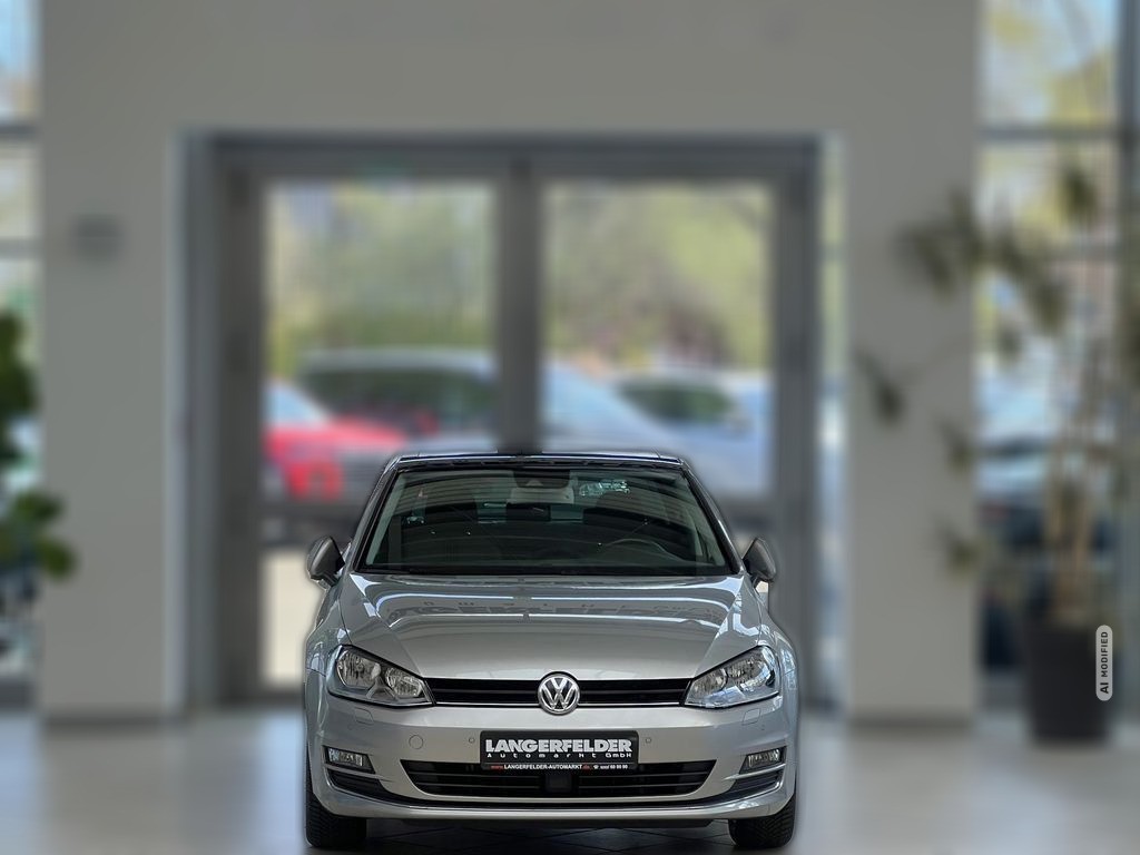 Volkswagen Golf VII Allstar*PANO*S+LHZ*KAMERA*TW*ALWETTER*