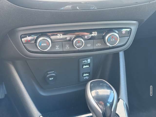 Opel Crossland Enjoy Navi LED Kamera ACC SitzHZG CarPlay Mehrzone