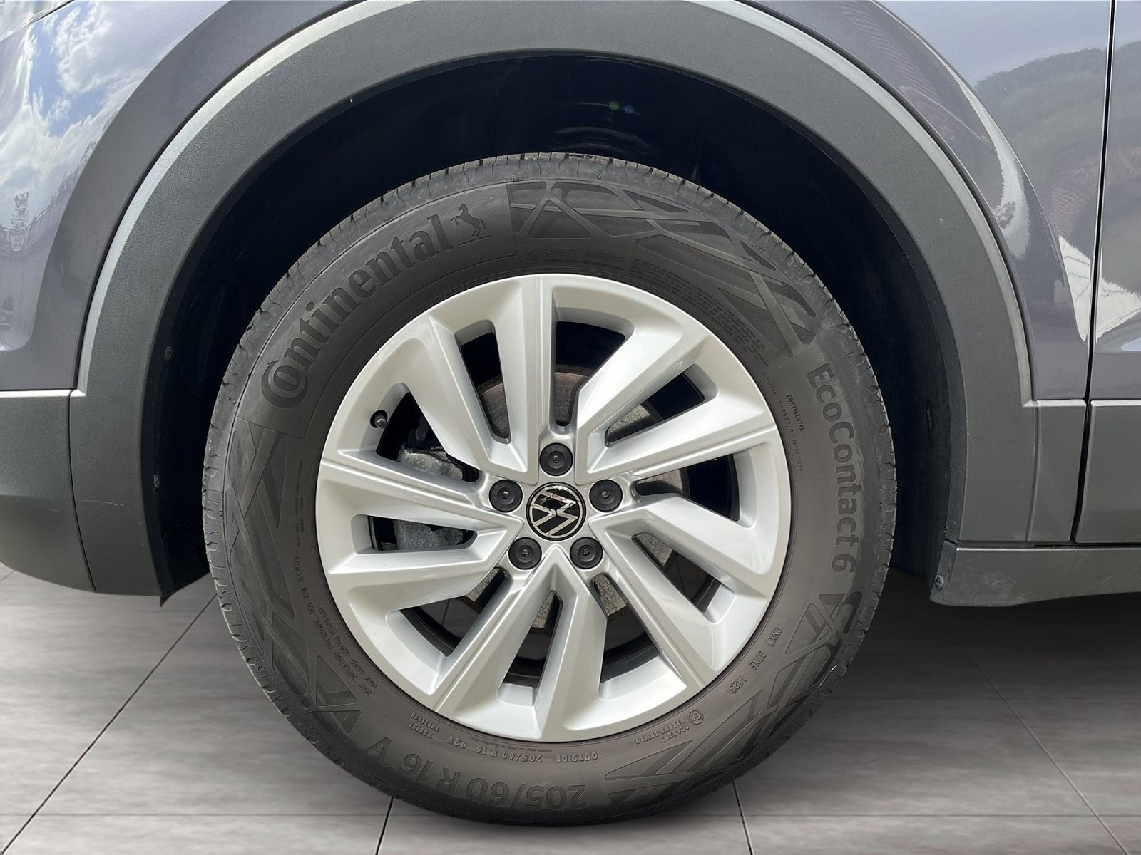 Volkswagen T-Cross 1.0 TSI LIFE APP-CONNECT RFK KLIMA TOUCHSCREEN