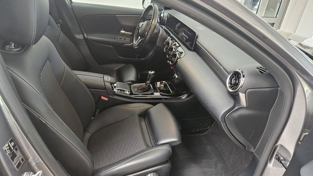 Mercedes-Benz A 200 Teilleder Sitzheiz Totwinkel Kamera Keyles