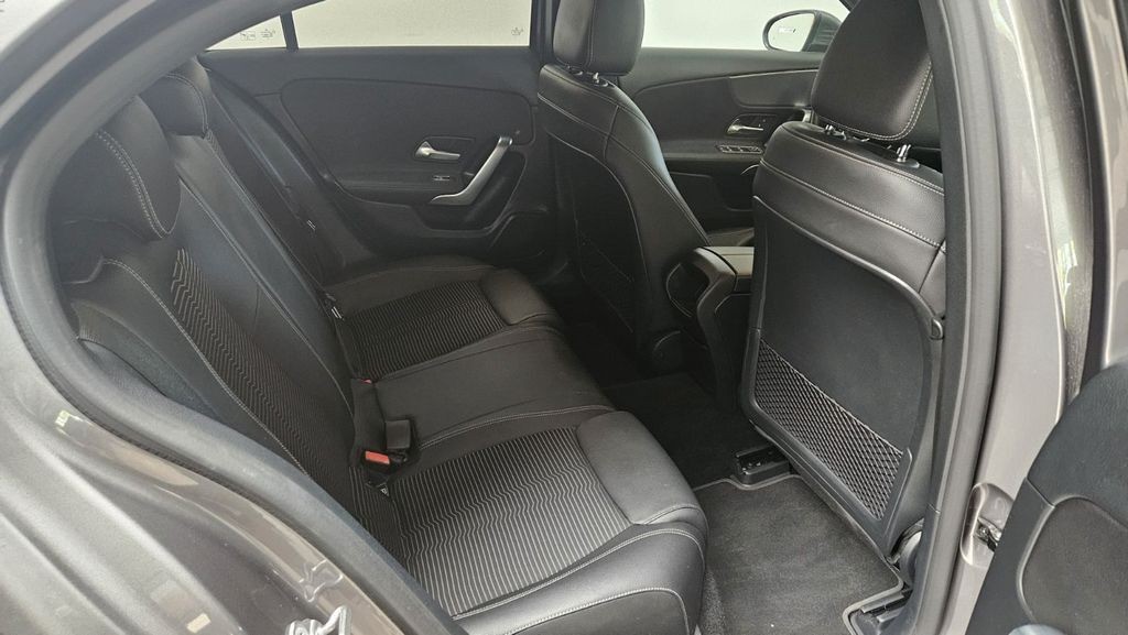 Mercedes-Benz A 200 Teilleder Sitzheiz Totwinkel Kamera Keyles