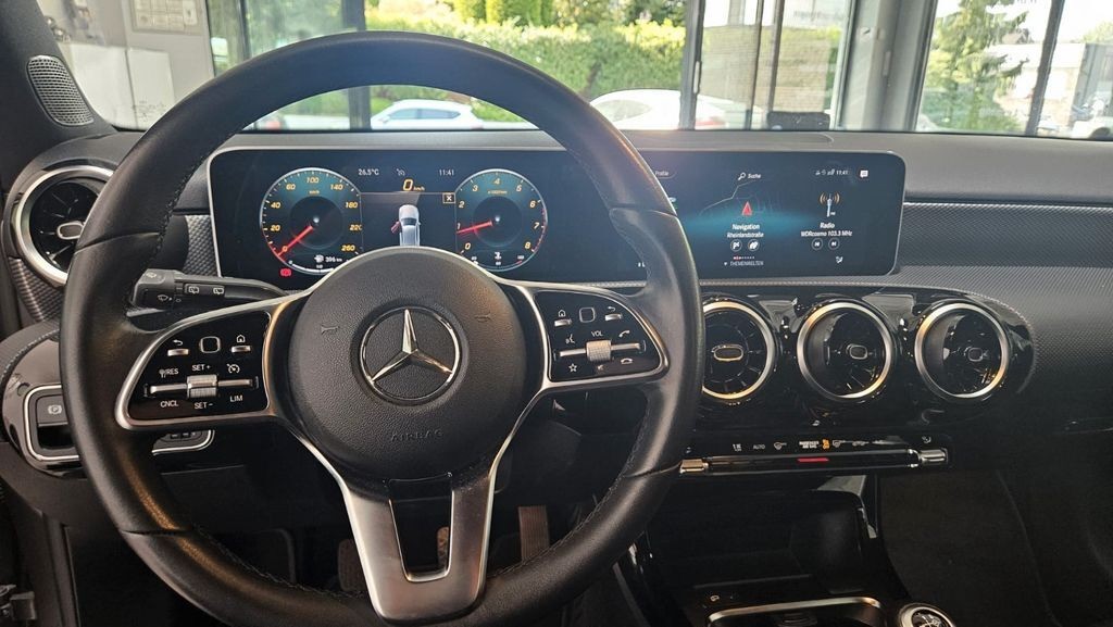 Mercedes-Benz A 200 Teilleder Sitzheiz Totwinkel Kamera Keyles