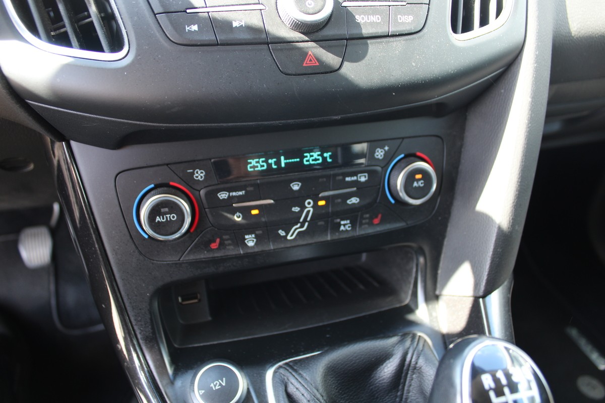 Ford Focus 1.0 EcoBoost Titanium