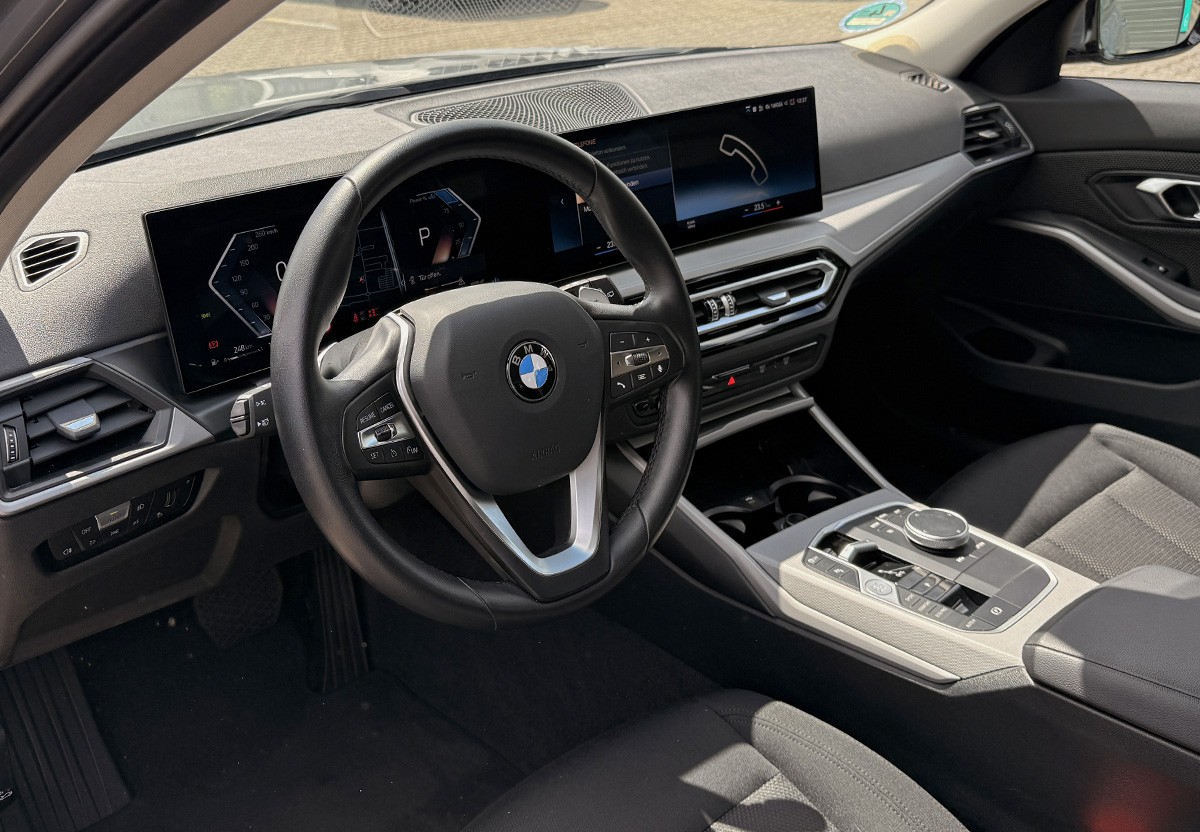 BMW 320 d xDriveTouring.Drive Asst.Curved.LED.SHZ.