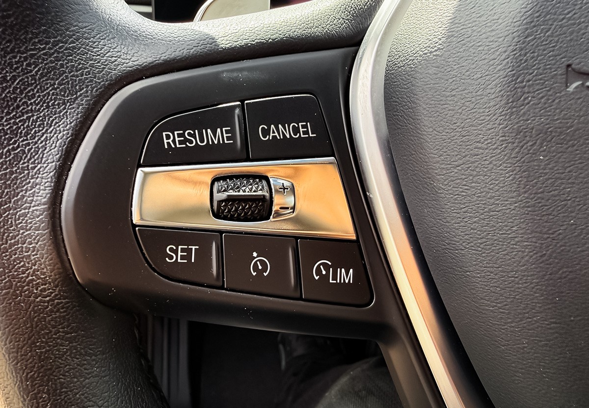 BMW 320 d xDriveTouring.Drive Asst.Curved.LED.SHZ.