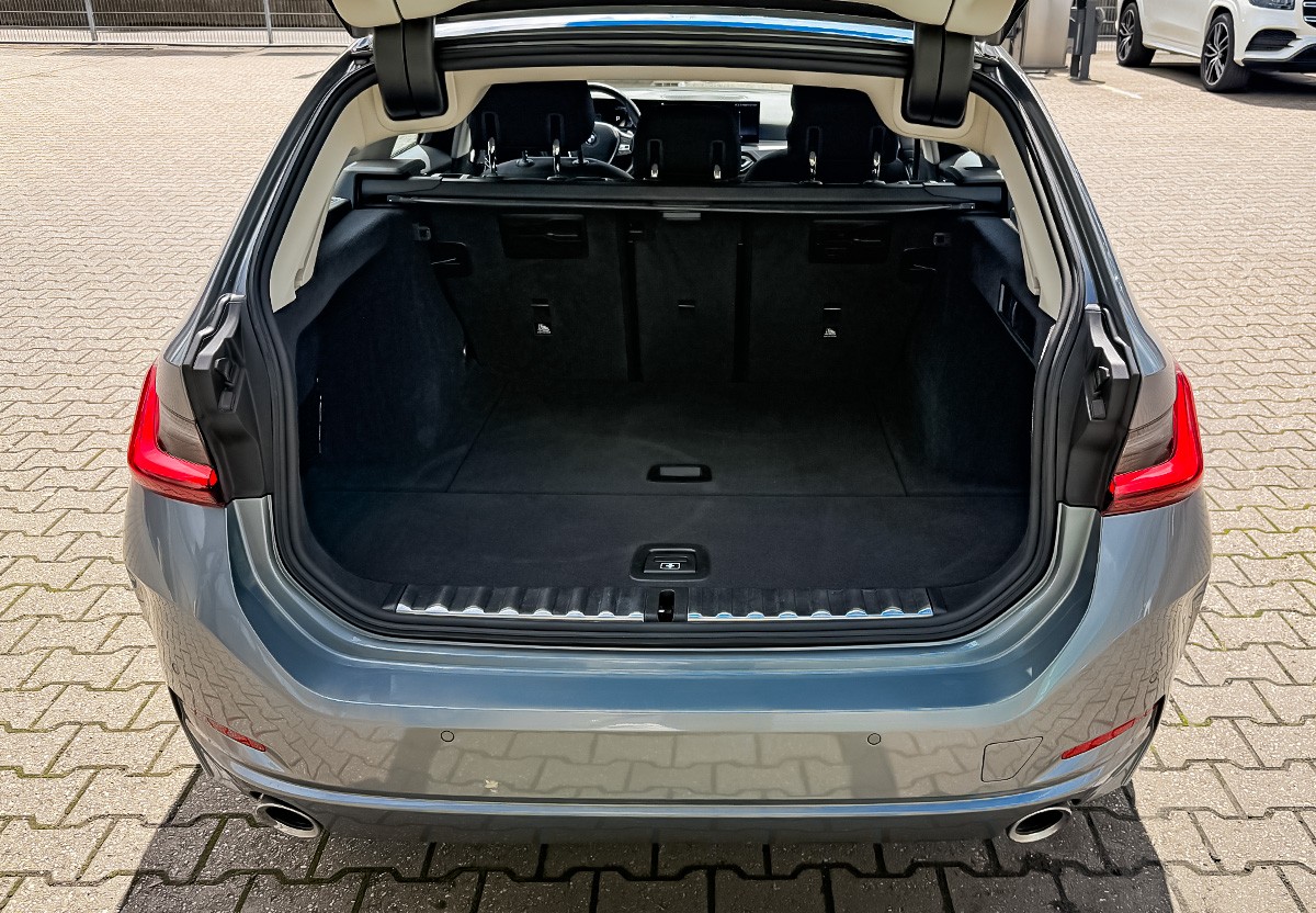 BMW 320 d xDriveTouring.Drive Asst.Curved.LED.SHZ.