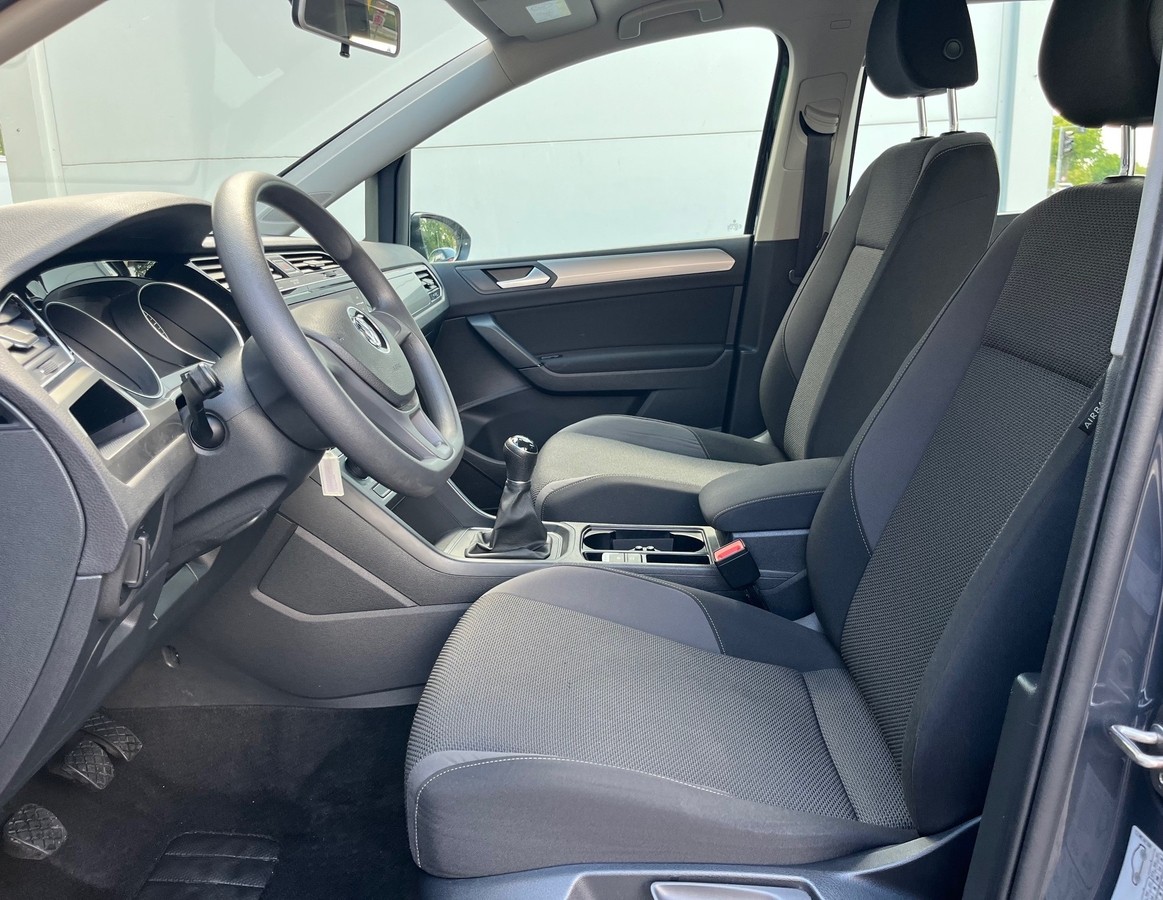 Volkswagen Touran 1.2 TSI Trendline PDC VORN/HINTEN NAVIGATION