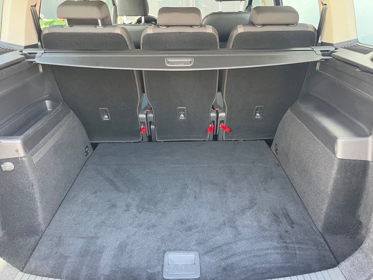 Volkswagen Touran 1.2 TSI Trendline PDC VORN/HINTEN NAVIGATION