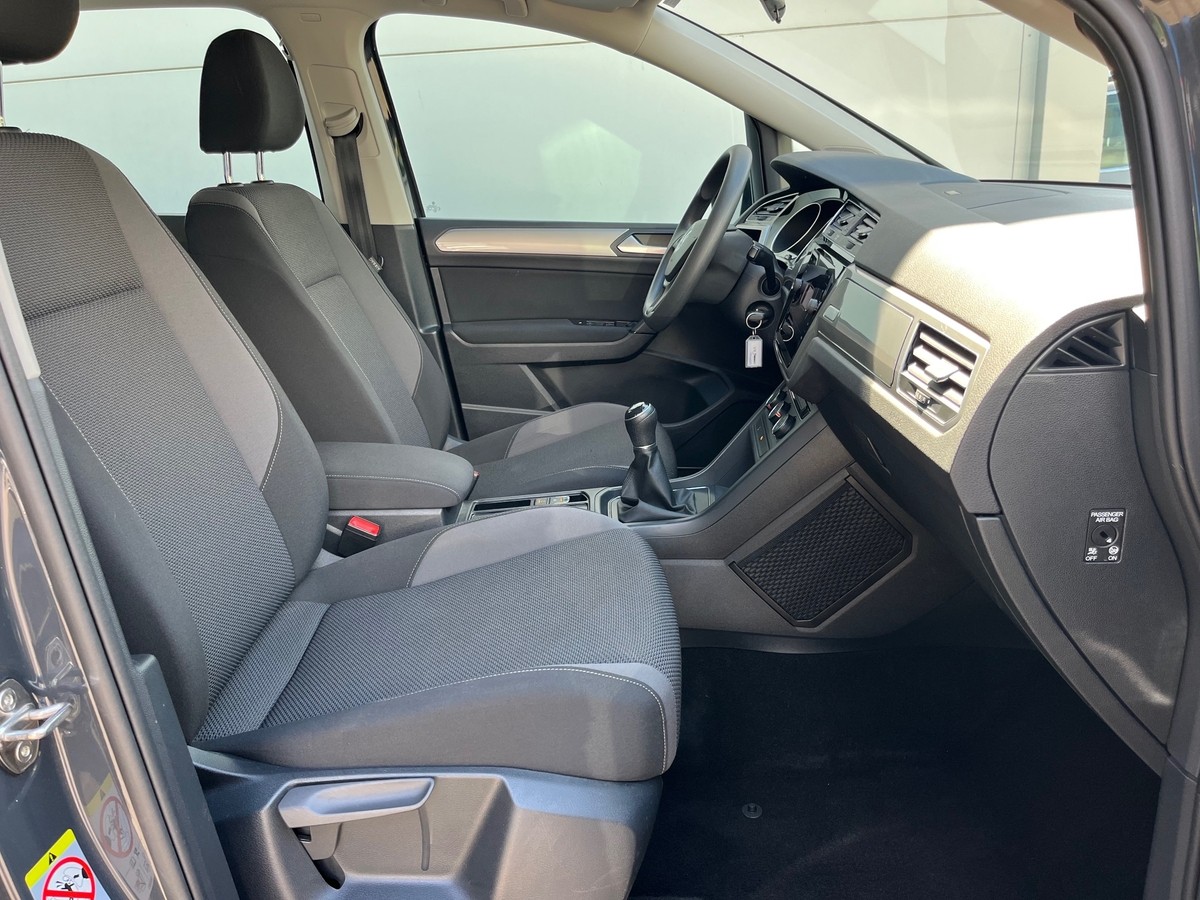 Volkswagen Touran 1.2 TSI Trendline PDC VORN/HINTEN NAVIGATION