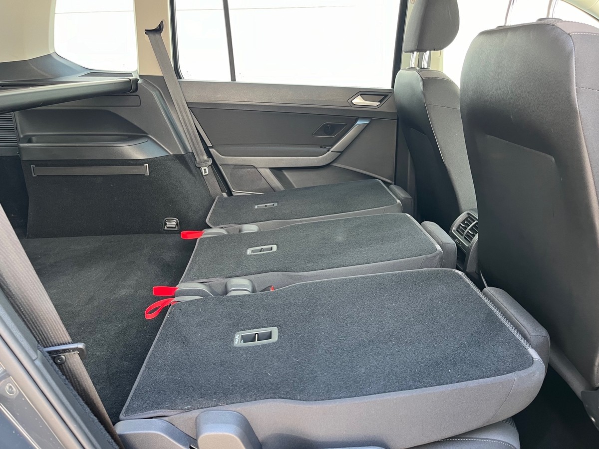 Volkswagen Touran 1.2 TSI Trendline PDC VORN/HINTEN NAVIGATION