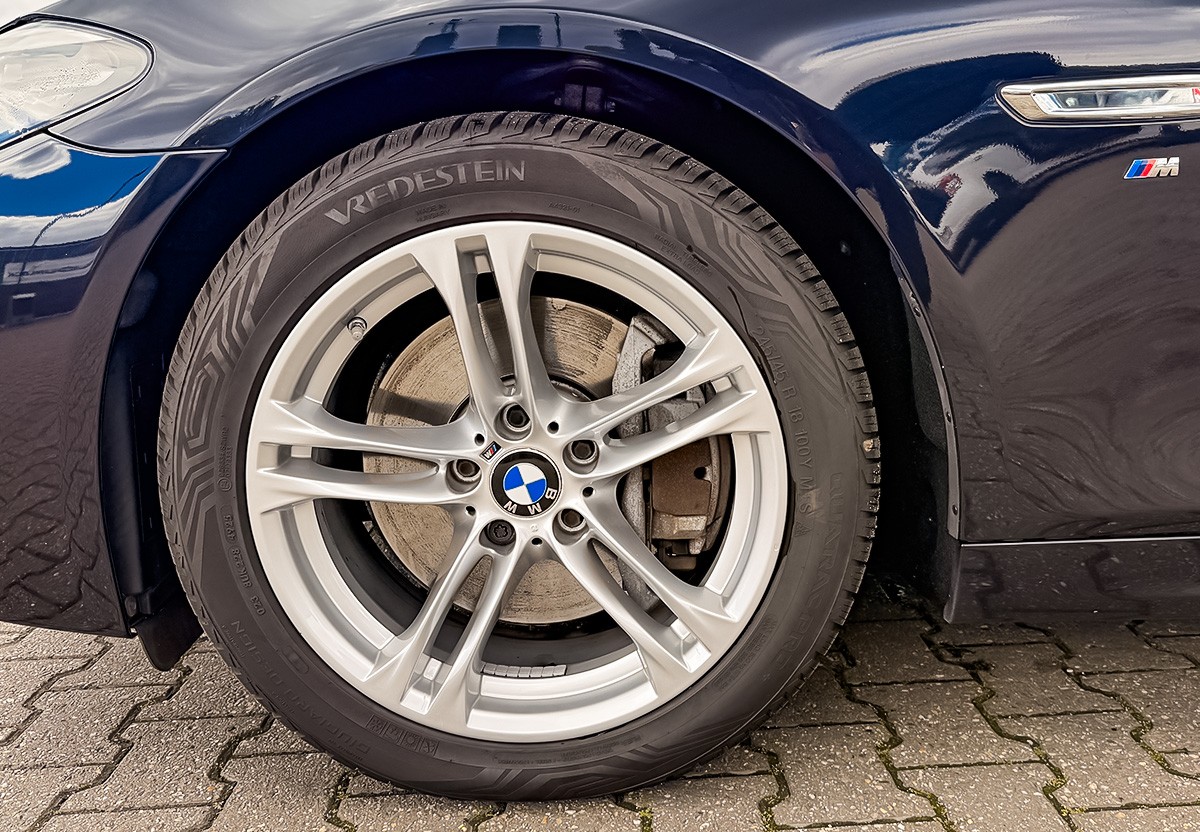 BMW 530 d xDrive M Sport Paket Pano AHK Alcantara