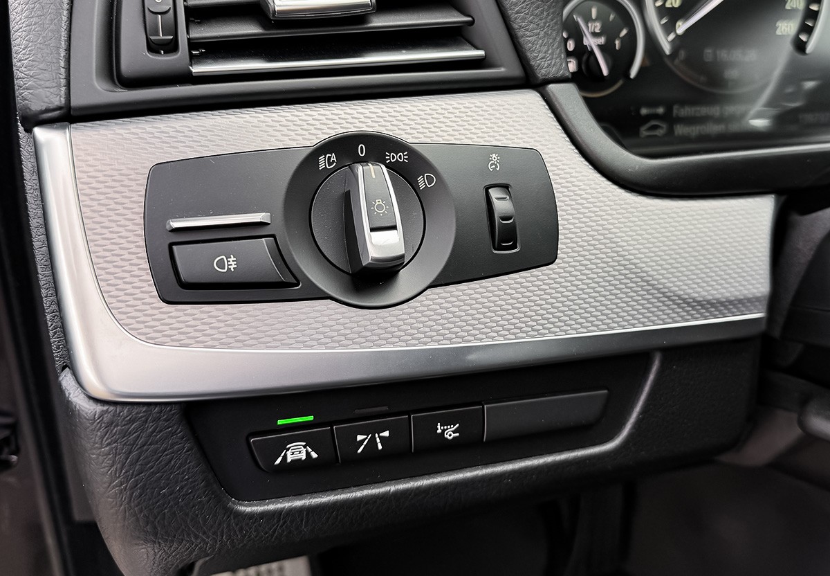 BMW 530 d xDrive M Sport Paket Pano AHK Alcantara