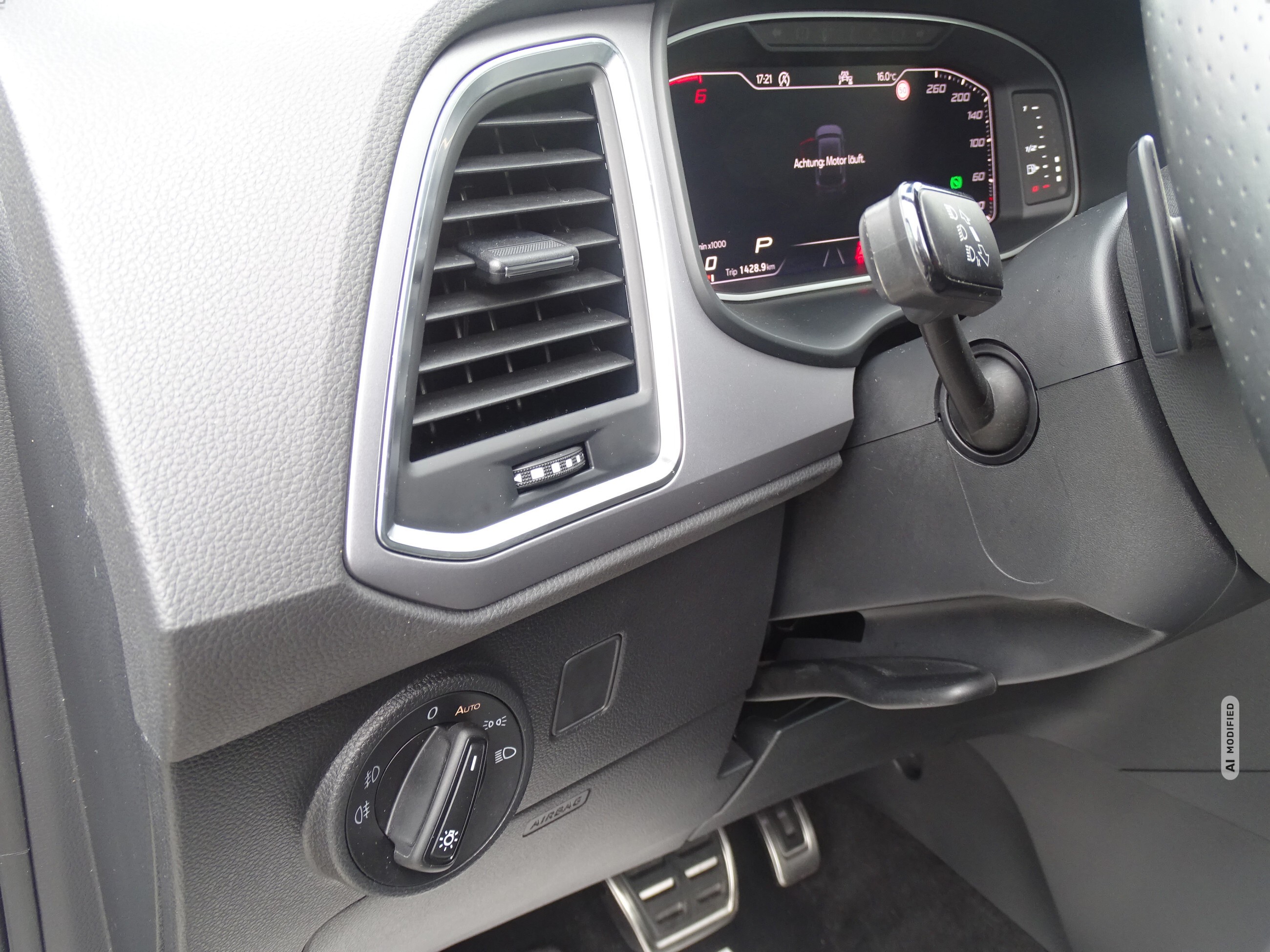 Seat Ateca 2.0 TDI*FR*DSG*AHK*LED*DAB*NAVI*RFK*SHZG*