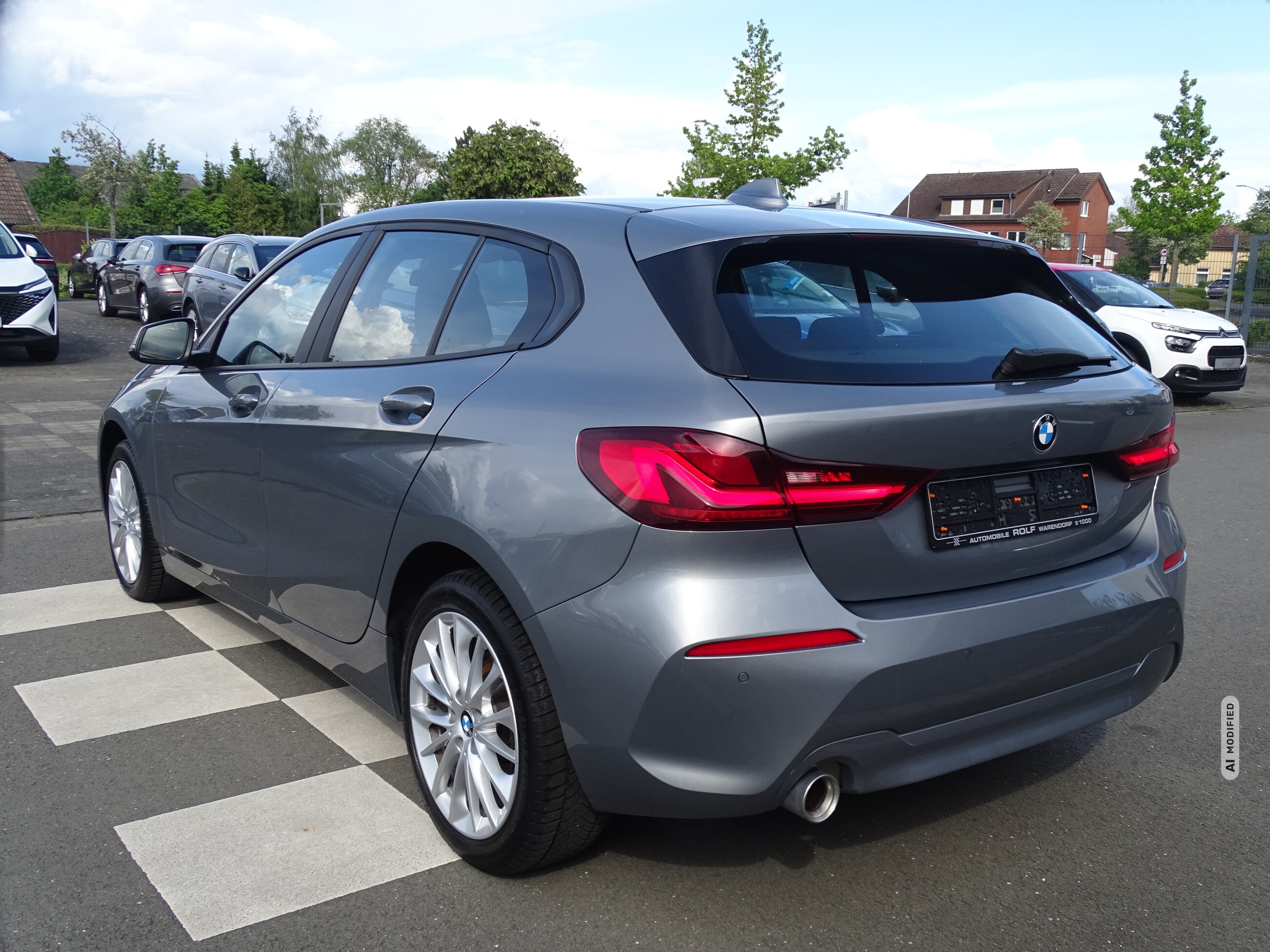 BMW 118 Advantage*STEPTRONIC*LED*NAVI*SHZG*PDC*DAB*