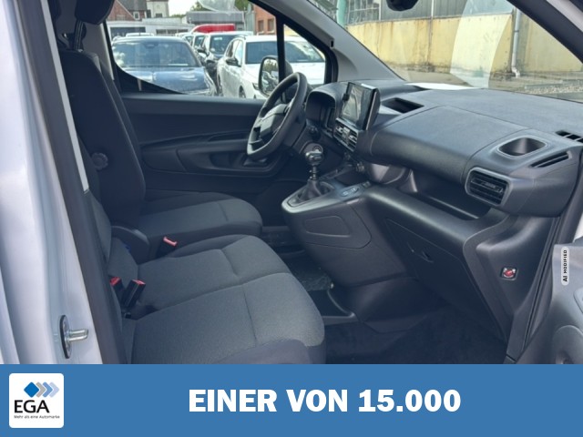 Opel Combo L2H1(XL) + 3-Sitzer + RFK u. PDC  + Allwetterreifen,...