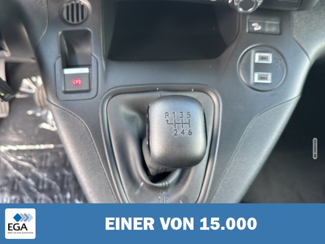 Opel Combo L2H1(XL) + 3-Sitzer + RFK u. PDC  + Allwetterreifen,...