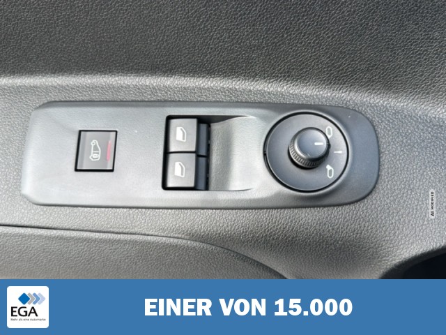Opel Combo L2H1(XL) + 3-Sitzer + RFK u. PDC  + Allwetterreifen,...