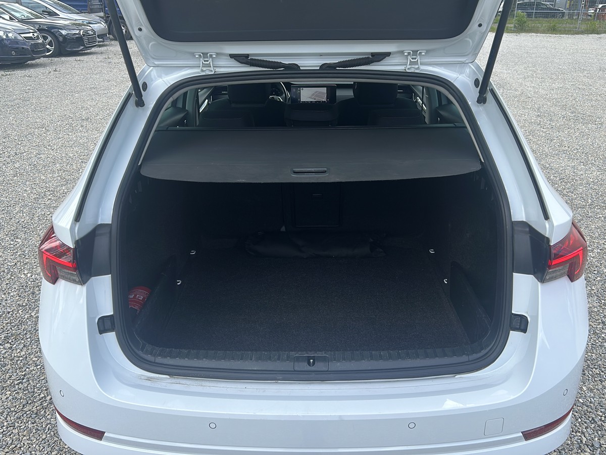 Skoda Octavia Combi 2.0 TDI DPF Clever *LED*SHZ*RFK*LRH*NAVI*KLIMA