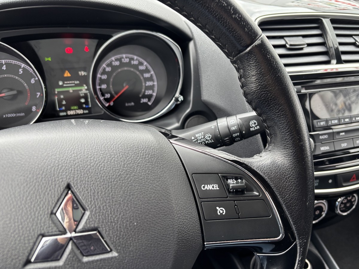 Mitsubishi ASX KLIMAAUTOMATIK*AHK*SITZHEIZUNG*ALLWETTER