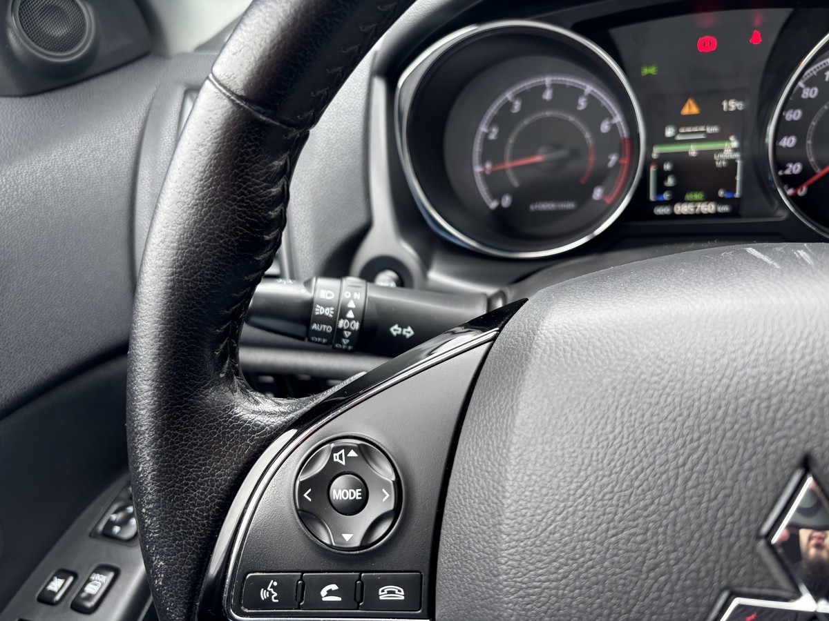 Mitsubishi ASX KLIMAAUTOMATIK*AHK*SITZHEIZUNG*ALLWETTER