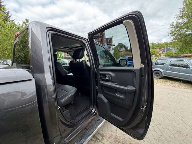 Dodge RAM 1500 5,7 Hemi Laramie UNFALLFREI