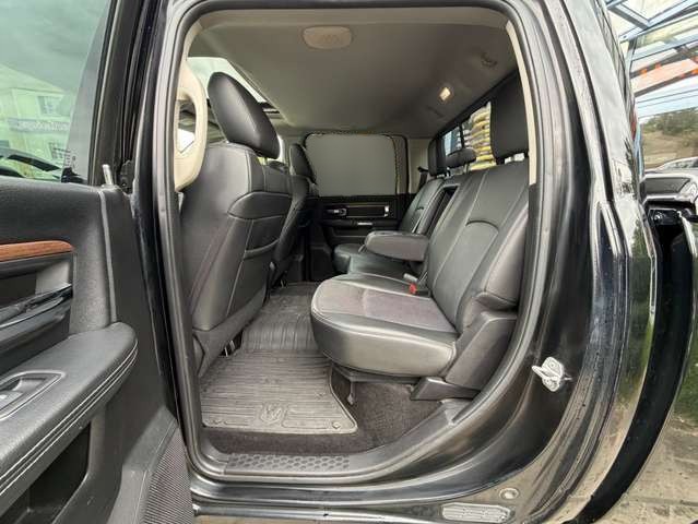 Dodge RAM 1500 5,7 HEMI LARAMIE UNFALLFREI