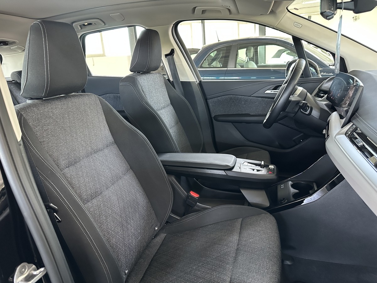 BMW 218 Active Tourer AHK Pano RFK LED Kamera Sitzhz. PDC