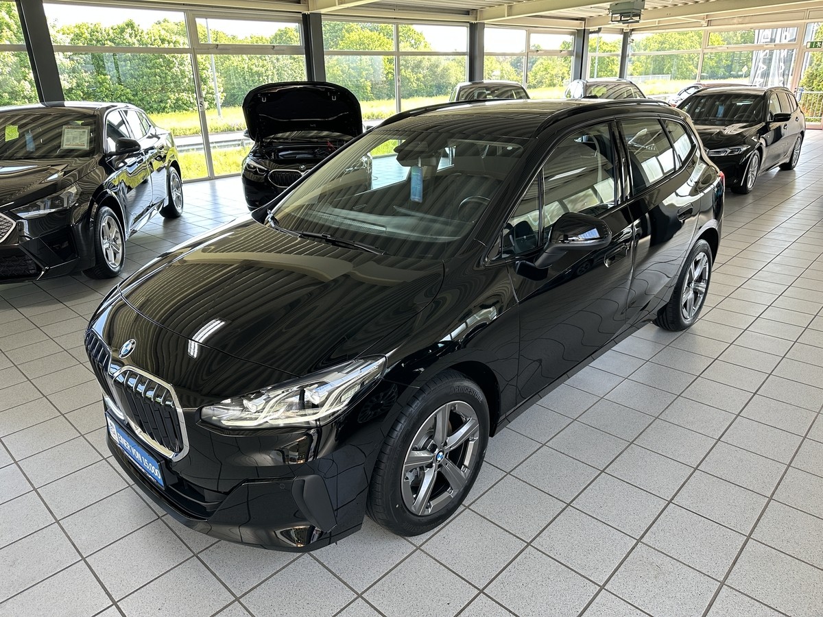 BMW 218 Active Tourer AHK Pano RFK LED Kamera Sitzhz. PDC