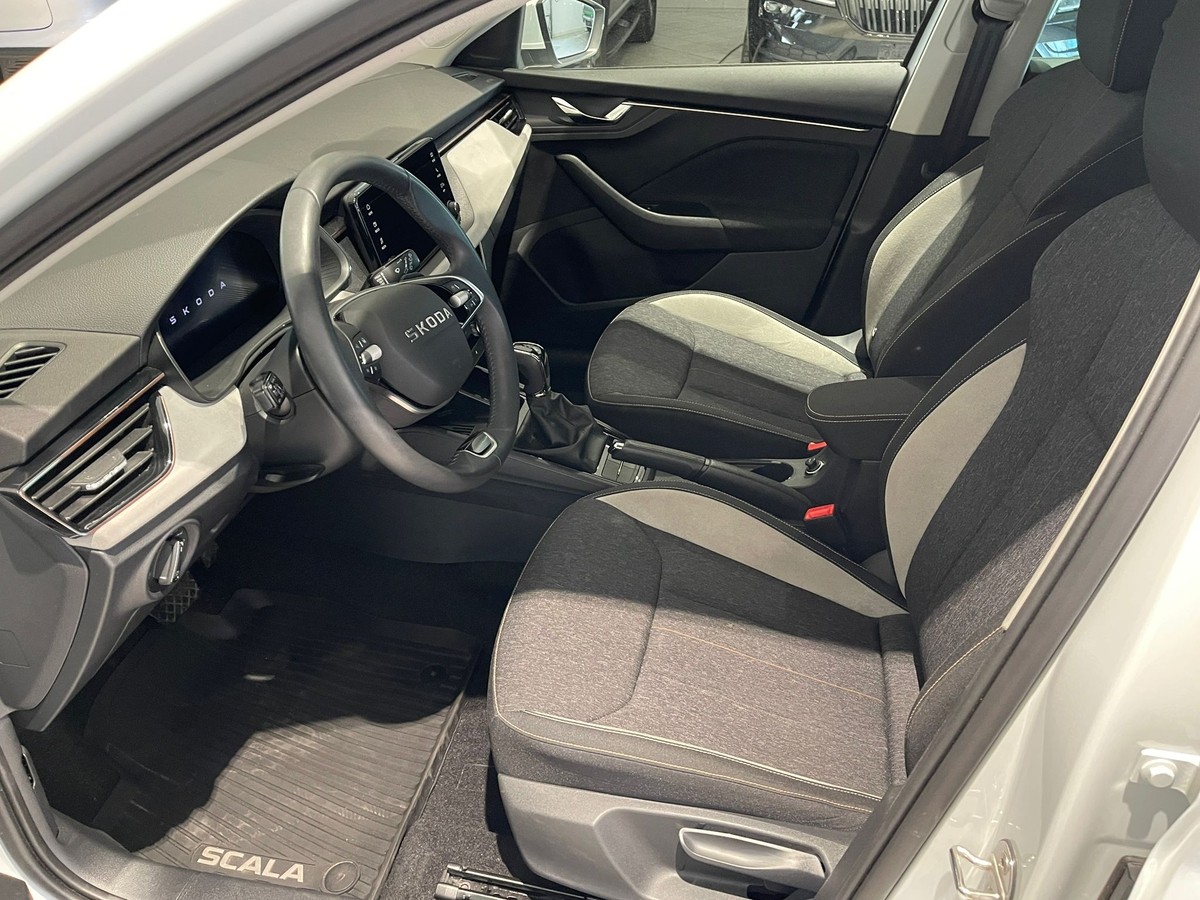 Skoda Scala 1.0TSI DSG Matrix Beam 5J Garantie