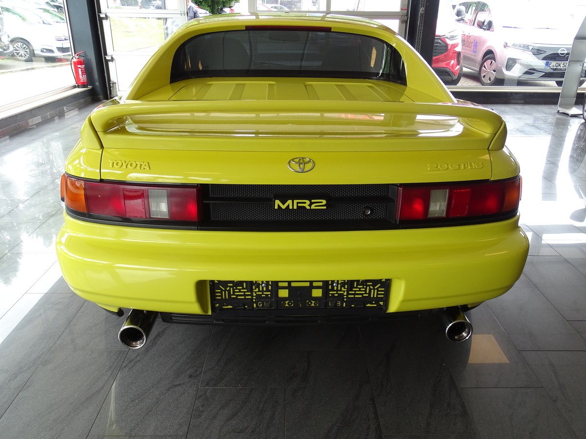 Toyota MR 2 W2 2.0 GT-i 16 T-Bar