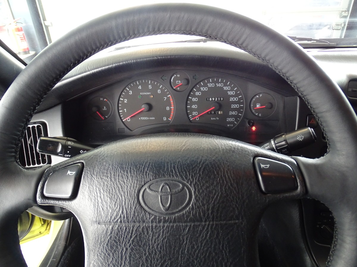 Toyota MR 2 W2 2.0 GT-i 16 T-Bar