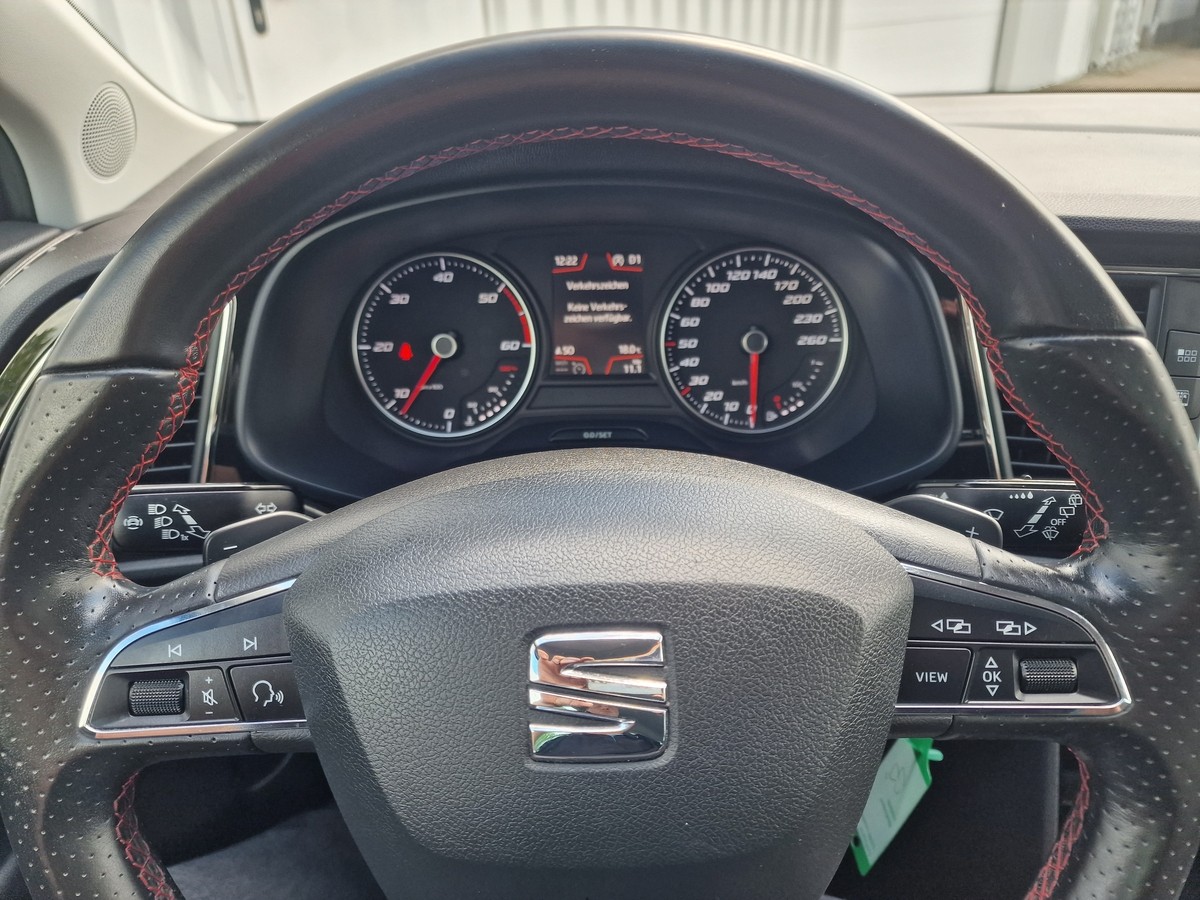 Seat Leon 2.0 TDI FR*DSG*LED*ACC*Navi*DAB*PDC
