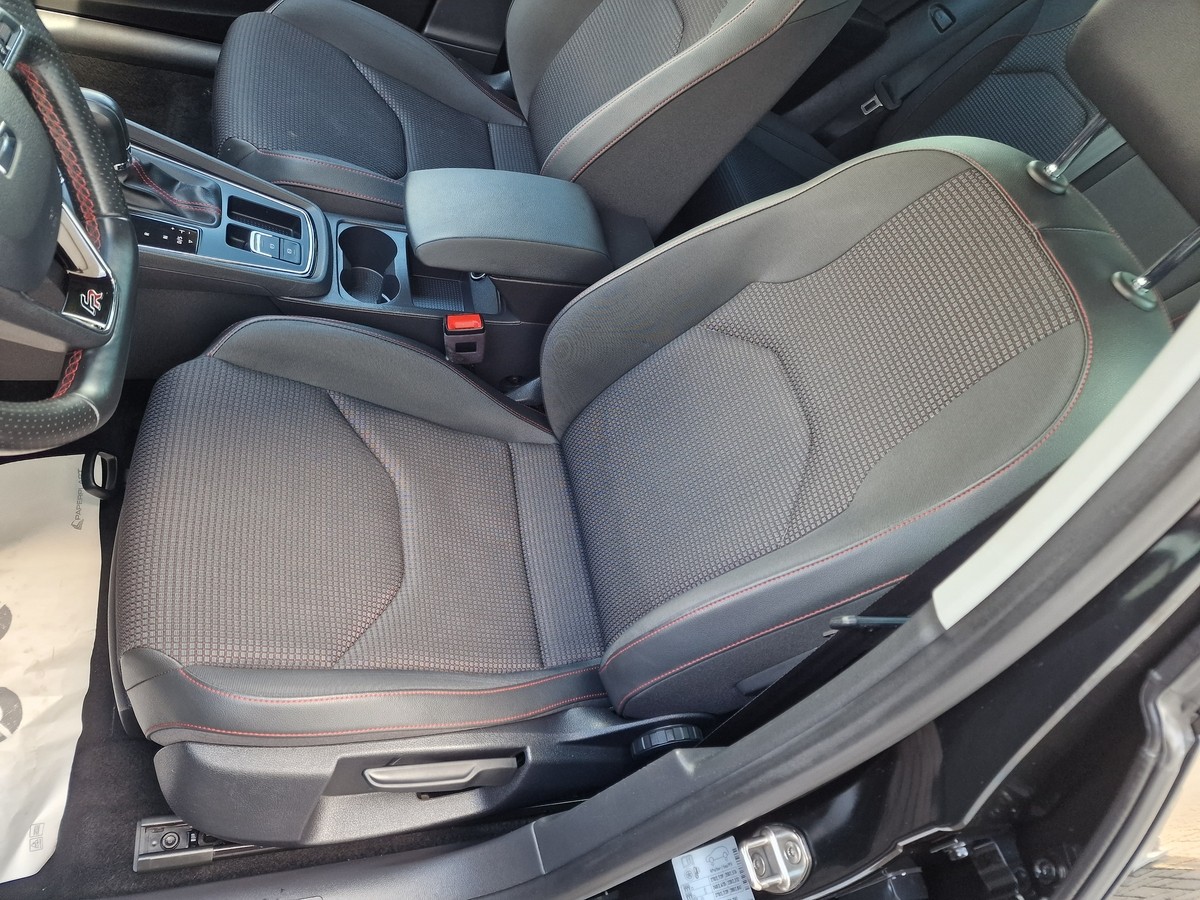Seat Leon 2.0 TDI FR*DSG*LED*ACC*Navi*DAB*PDC