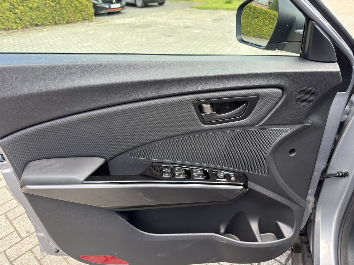 KGM Tivoli Nomad Plus 1.5 MT 2WD