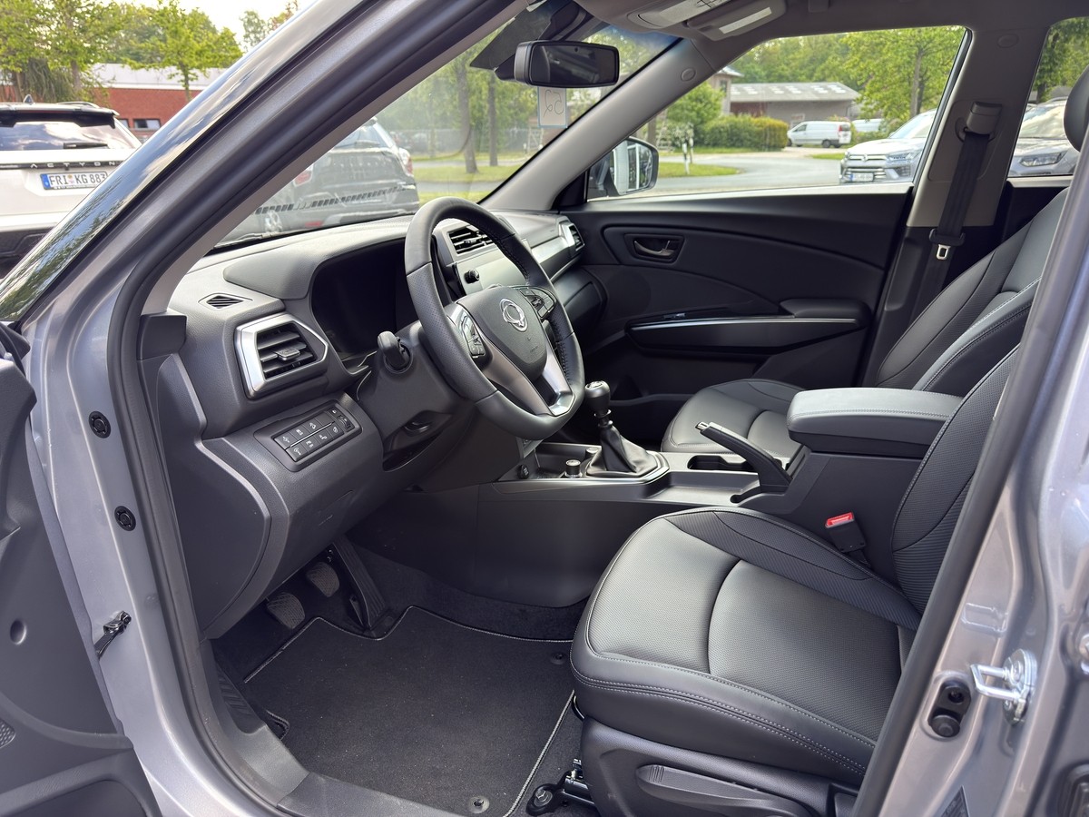 KGM Tivoli Nomad Plus 1.5 MT 2WD