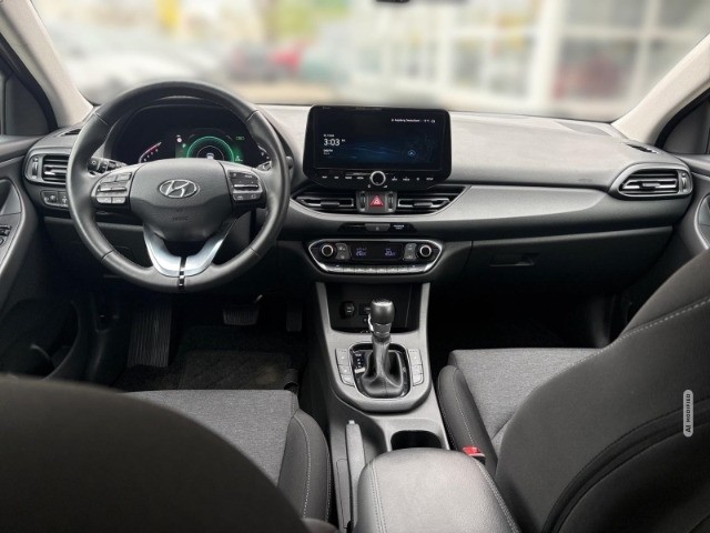 Hyundai i30 1.0 Benzin 7-DCT (48V) TREND +KLIMA+NAVI+UVM+