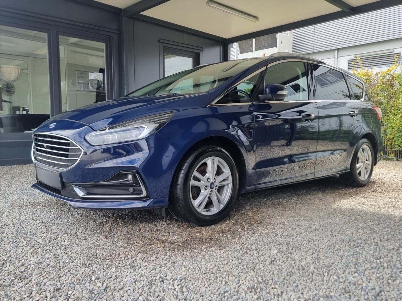 Ford S-Max 2.0 EcoBlue AUTO,7-SITZER,LED,AHK,KAMERA