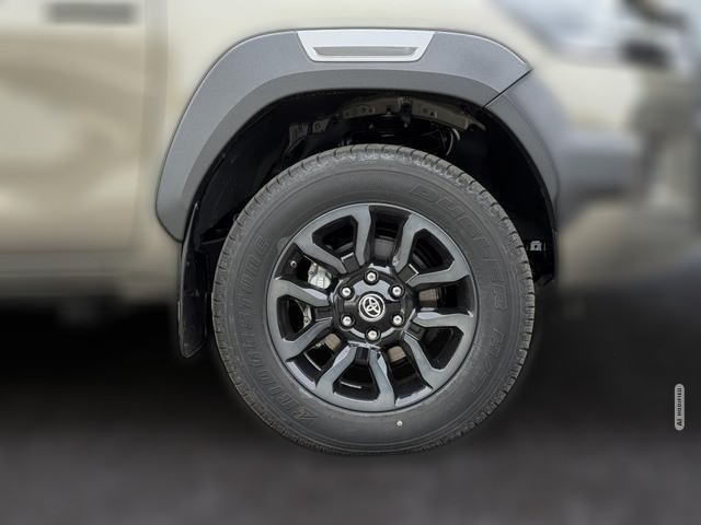 Toyota Hilux INVINCIBLE Double Cab 2.8 D-4D 4x4 Lede...