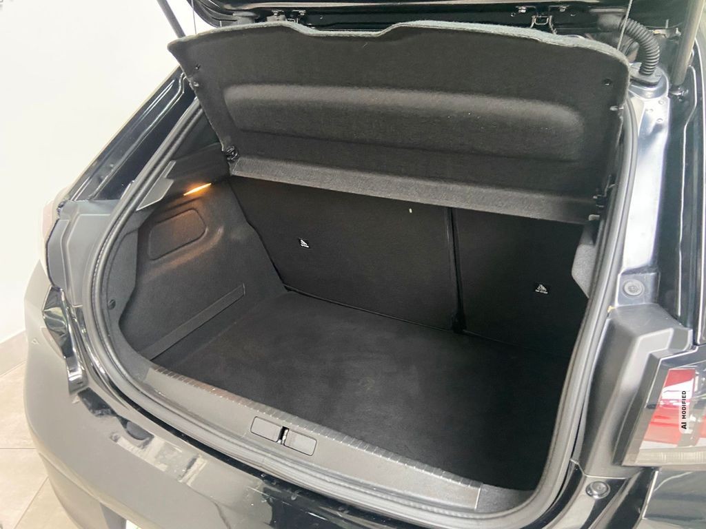 Peugeot 208 Spurhalteass Sitzheizung PDC DAB+