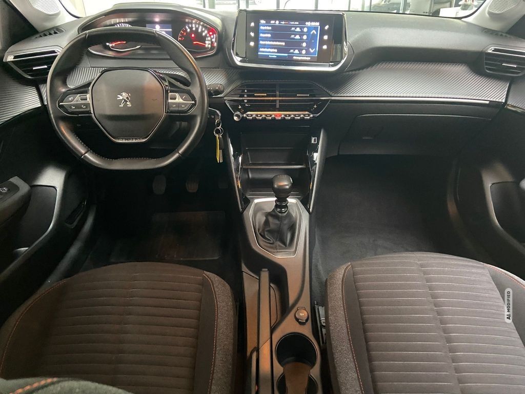 Peugeot 208 Spurhalteass Sitzheizung PDC DAB+