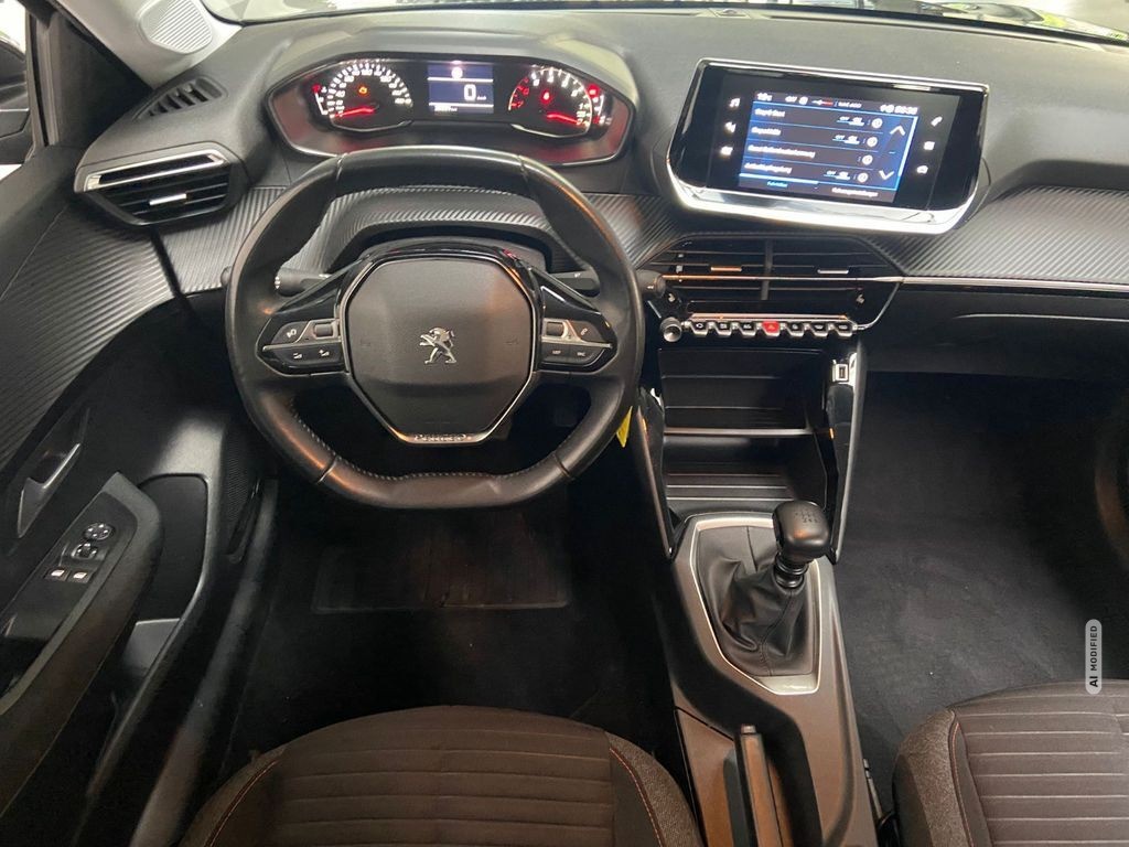 Peugeot 208 Spurhalteass Sitzheizung PDC DAB+