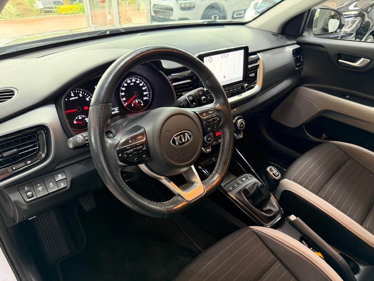 Kia Stonic 1.0 T-GDI Spirit LED Temp. CarPlay R.Cam