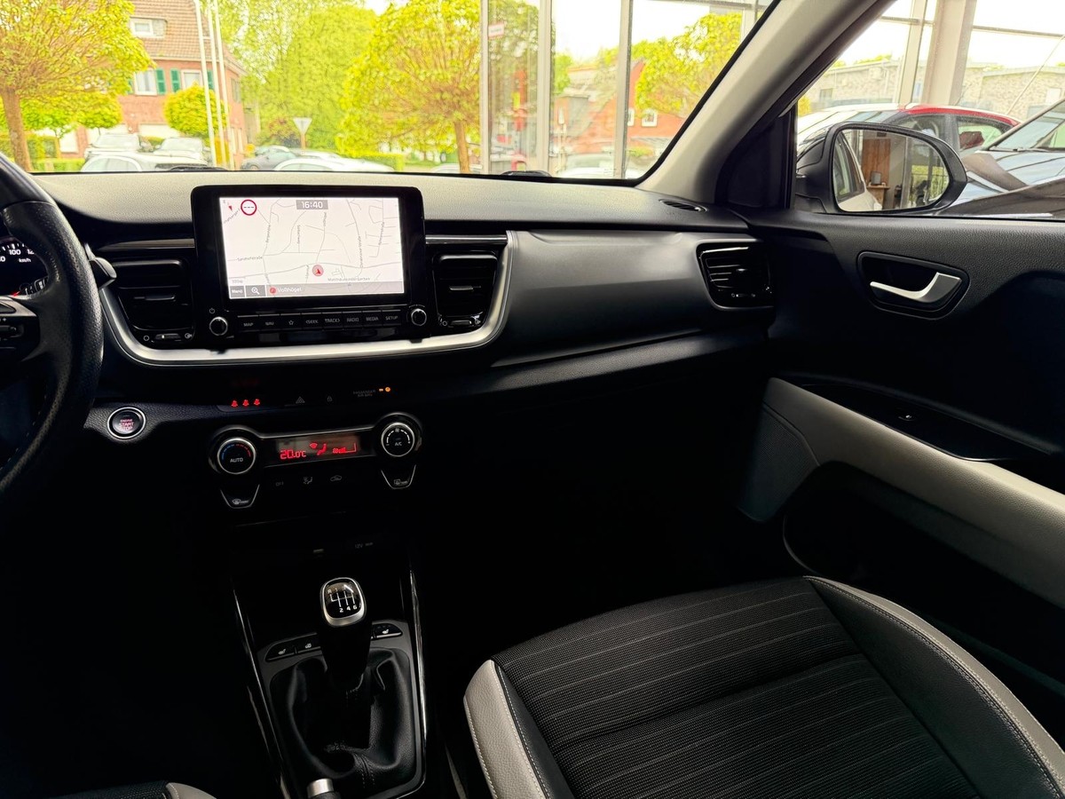 Kia Stonic 1.0 T-GDI Spirit LED Temp. CarPlay R.Cam
