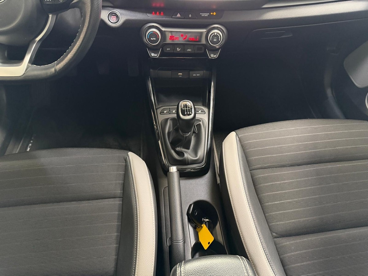 Kia Stonic 1.0 T-GDI Spirit LED Temp. CarPlay R.Cam